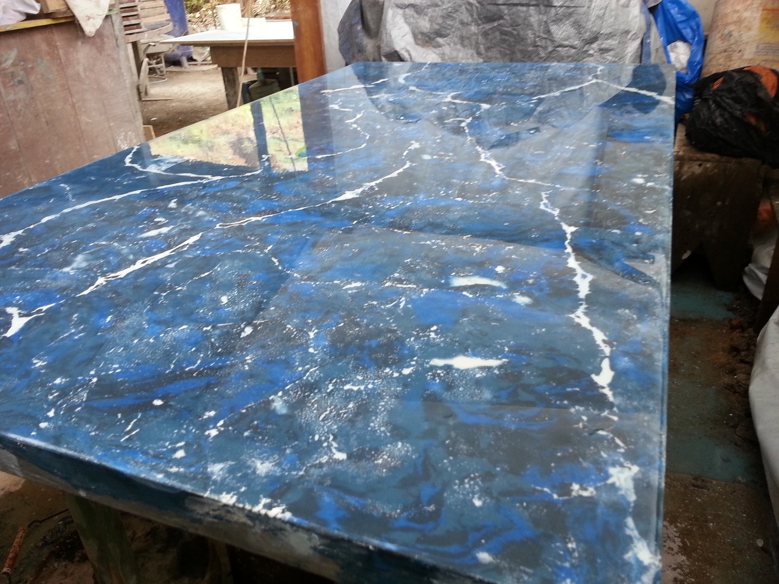Losa Azul Lapislázuli en el taller