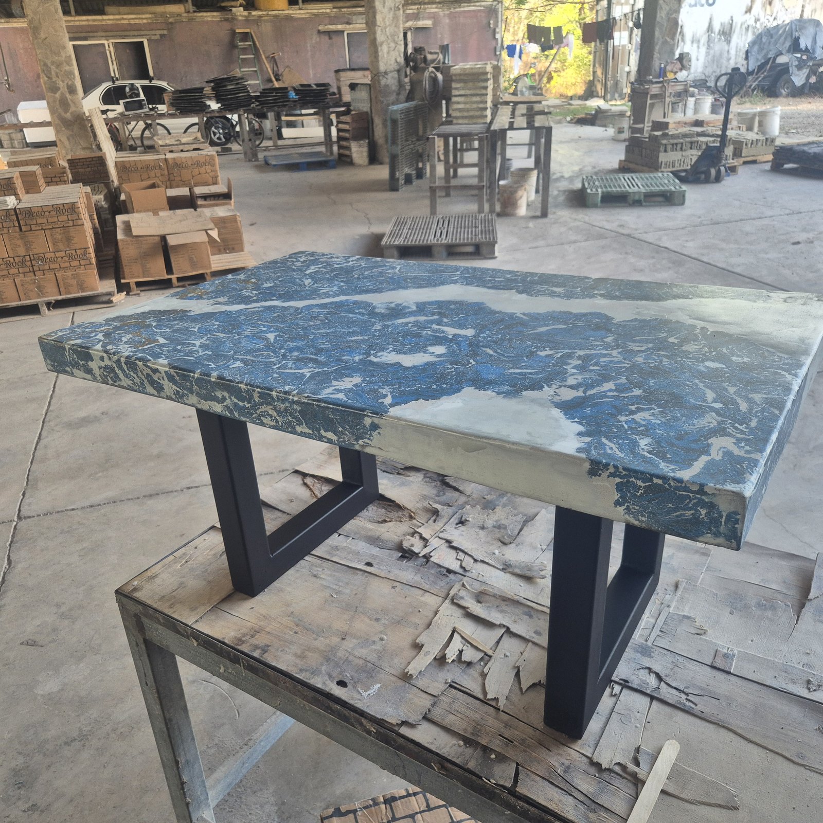 Perfil de la mesa de concreto Azul Lapislázuli